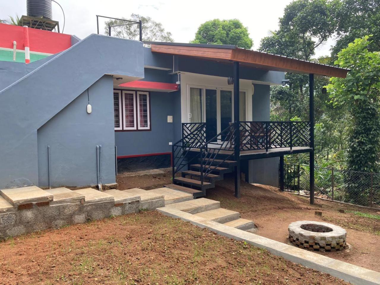 Homestay The Grove *