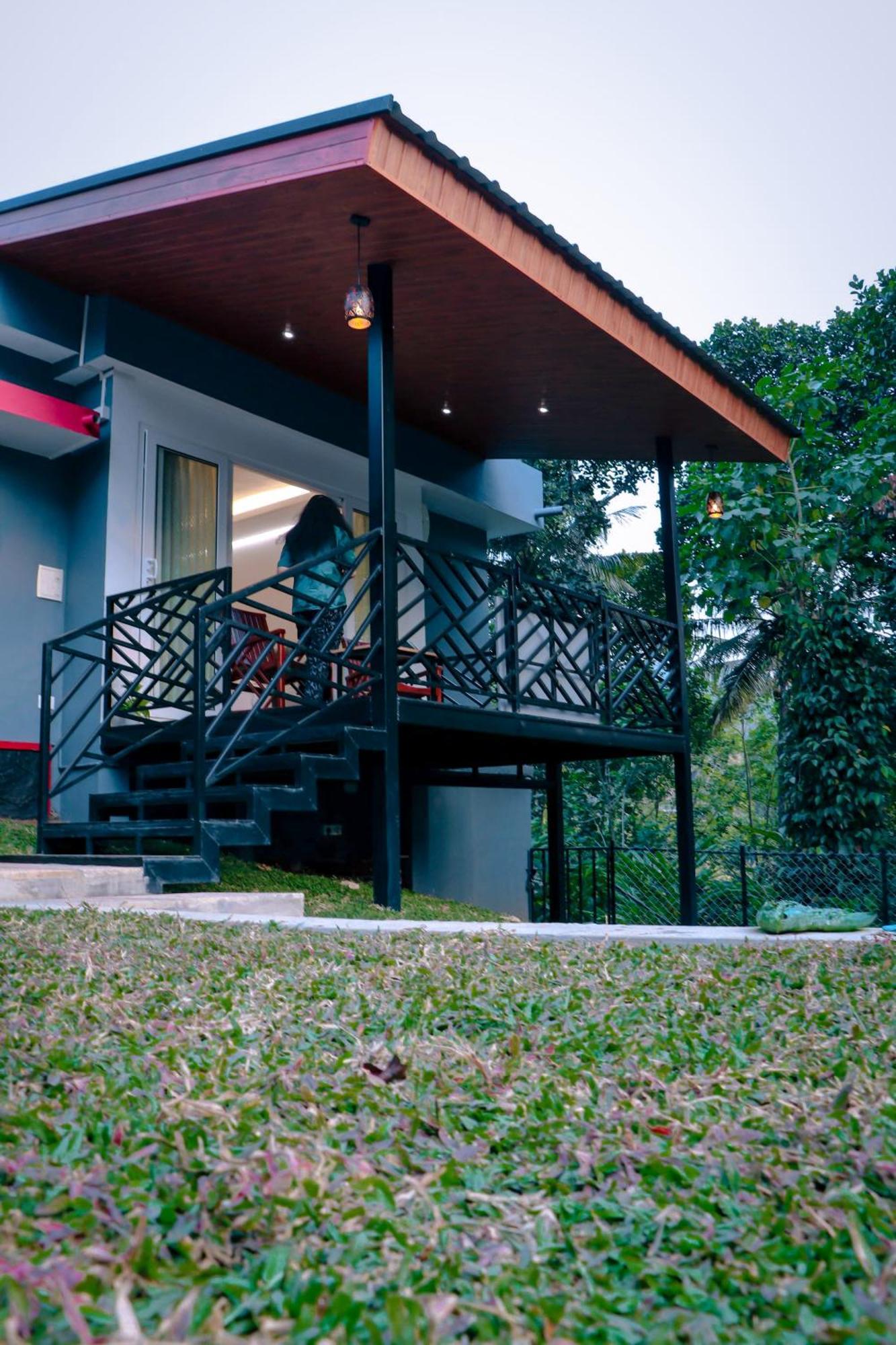 The Grove Homestay *